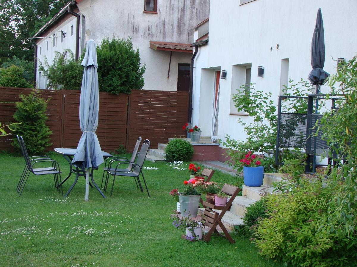 Pokoje Przy Kominie Piecki  Exteriér fotografie